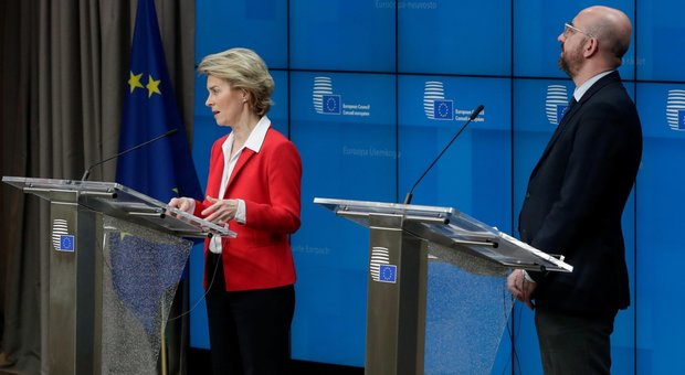 Secondo Paragone la comunità europea è alla base della regressione economica italiana